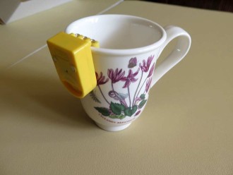 The Liquid level indicator was suggested by a visually impaired guest from the RNIB, product no. DK127 The Liquid level indicator was suggested by a visually impaired guest from the RNIB, product no. DK127
