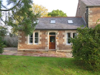Holly Lodge - Self Catering Cottage